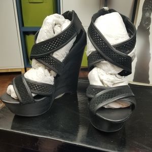 NEW Type Z Wedges